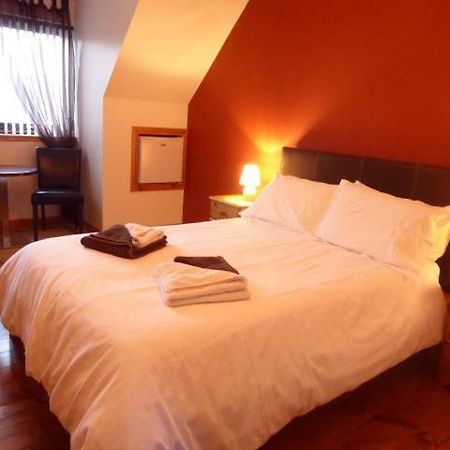 Dacama House Bed & Breakfast Улапул Екстериор снимка